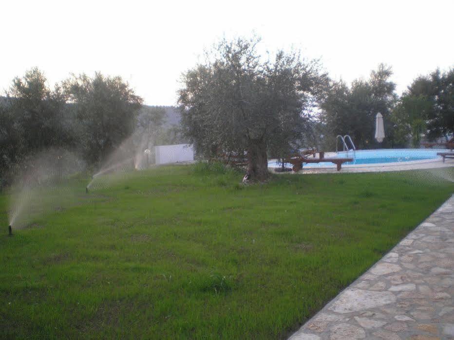 Parco Dei Limoni Guest House Пешичи Екстериор снимка