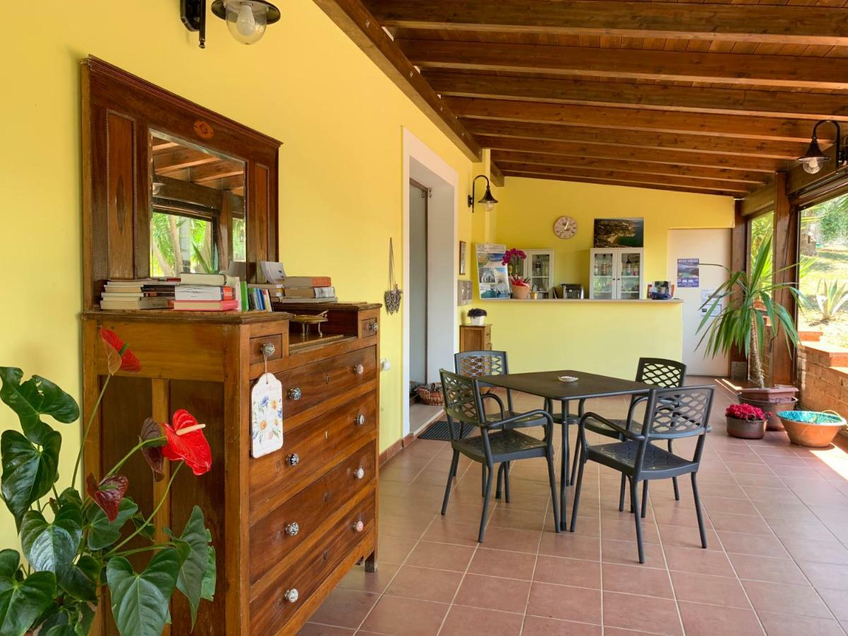 Parco Dei Limoni Guest House Пешичи Екстериор снимка