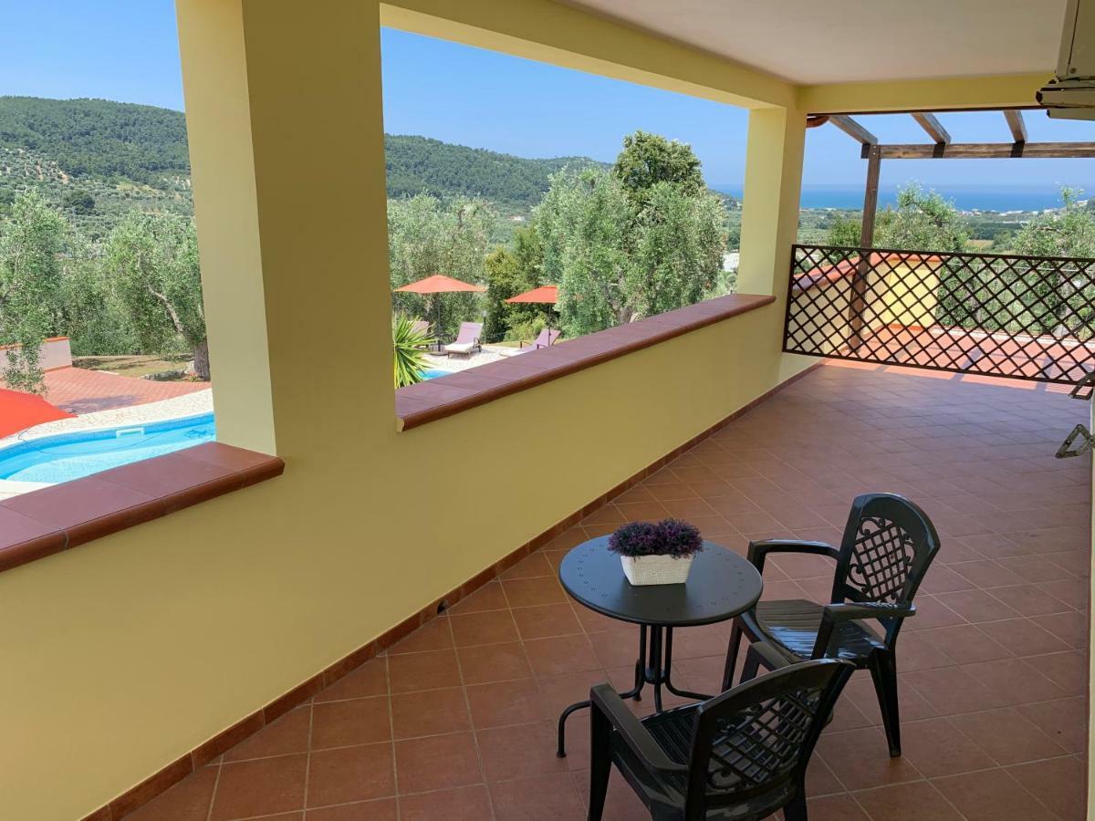 Parco Dei Limoni Guest House Пешичи Екстериор снимка