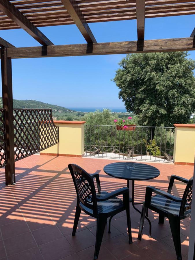 Parco Dei Limoni Guest House Пешичи Екстериор снимка
