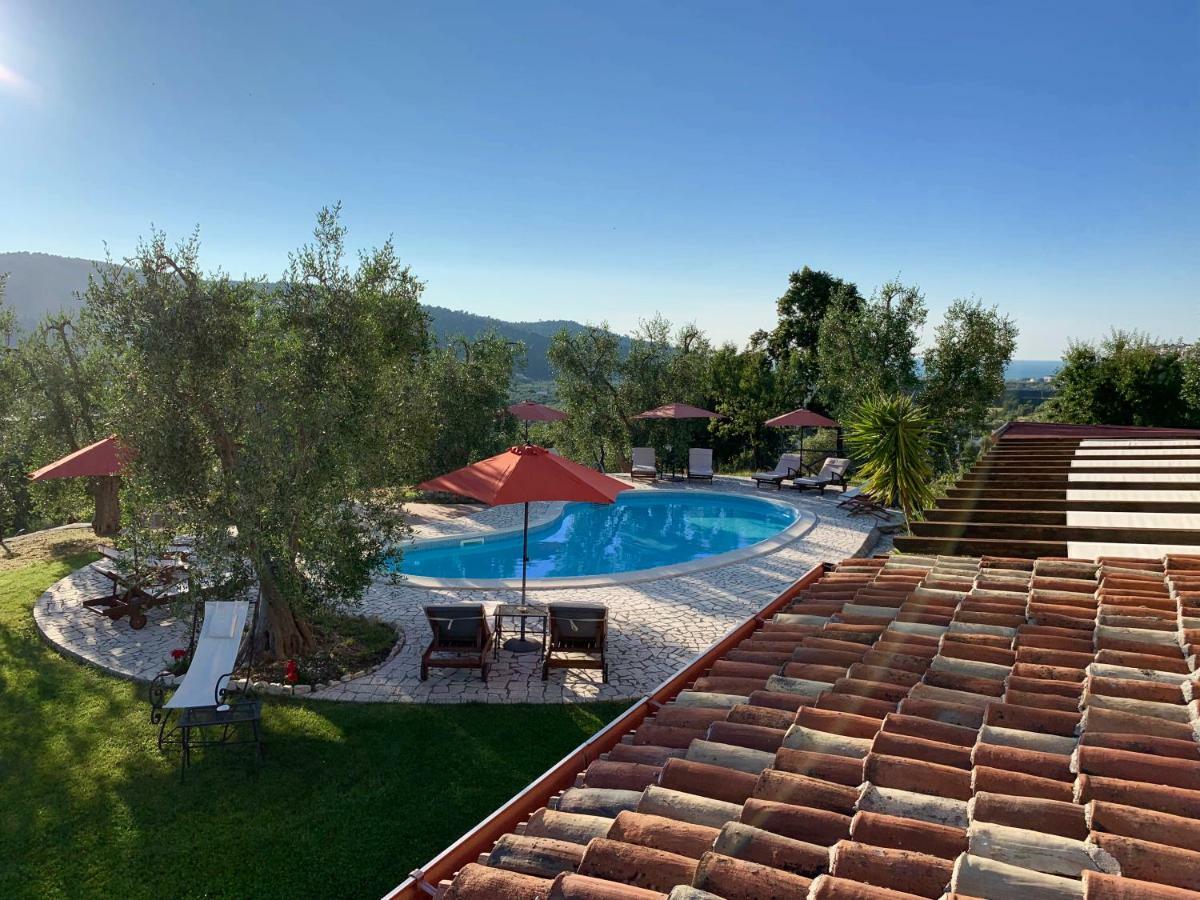 Parco Dei Limoni Guest House Пешичи Екстериор снимка