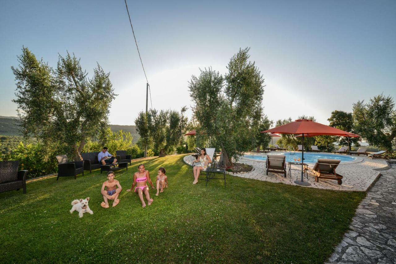 Parco Dei Limoni Guest House Пешичи Екстериор снимка